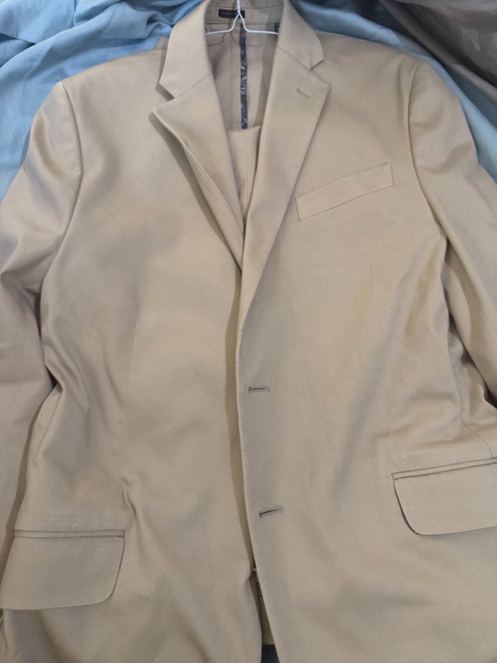 Tan Joseph Abboud Suit 44L. 38W